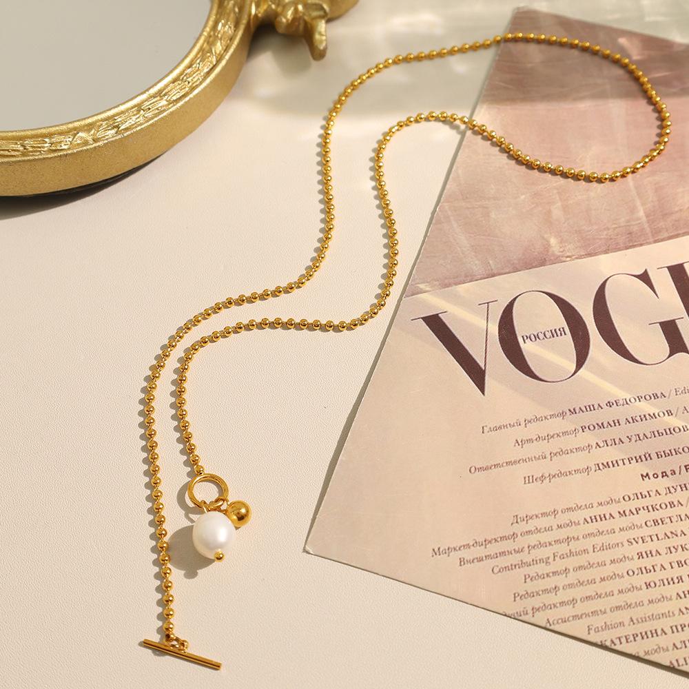 European and American OT buckle pearl pendant necklace female ins design sense titanium steel cold wind collarbone chain