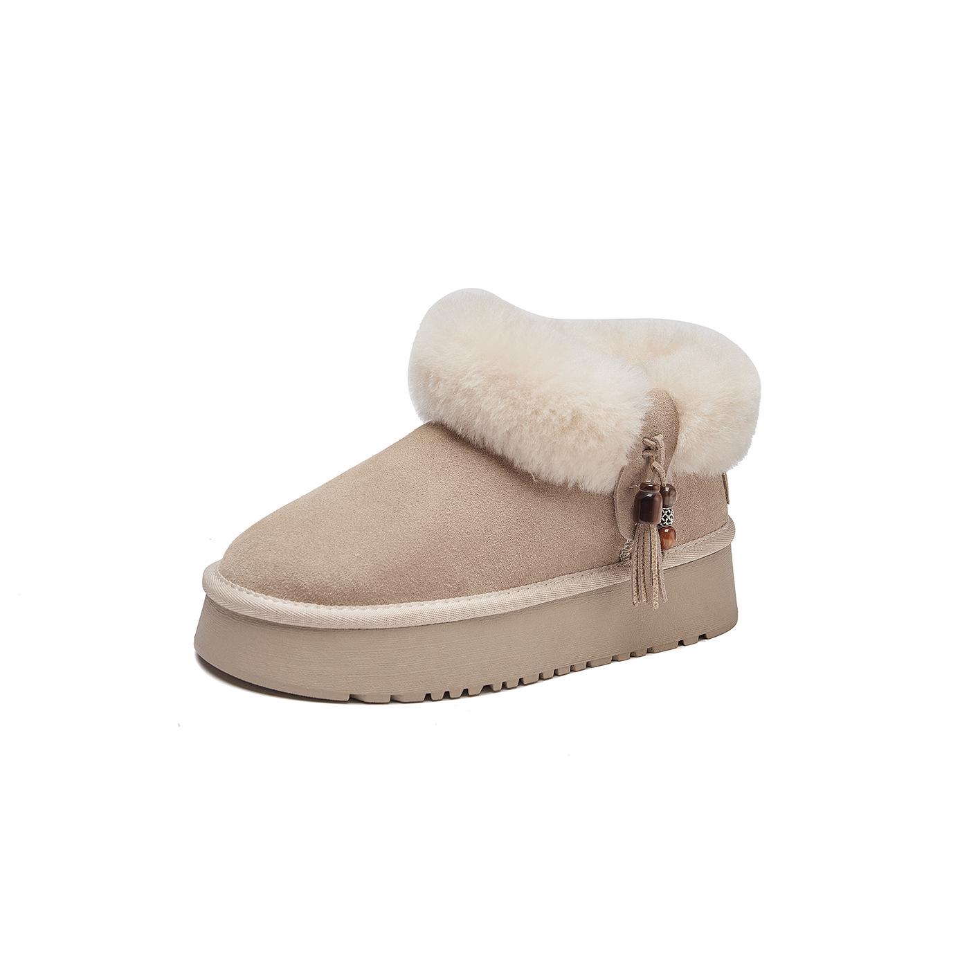 

Женские зимние сапоги из натуральной кожи на толстой подошве, с кисточкой-подвеской, флисовой подкладкой и теплым хлопком - Зимний стиль 2025. 37 бежевый