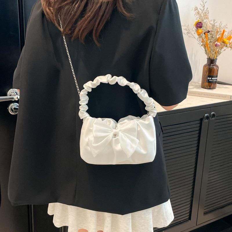 Popular and Beautiful Handbag Women's New Trend Fashion Sweet Girl Bow Chain Shoulder Messenger Bag