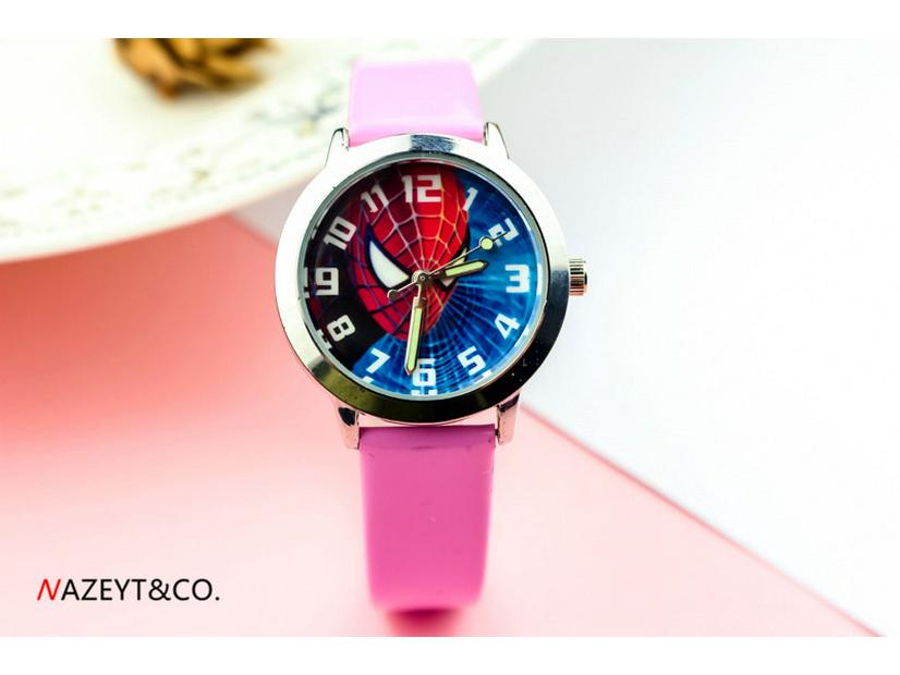 Детские мультяшные кварцевые часы «Человек-паук» со светящимися стрелками и кожаным ремешком розовый