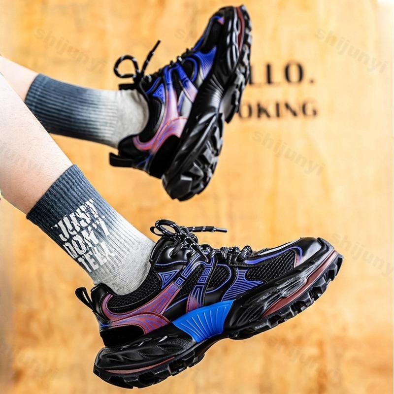 Fashion Men's 2025 Fashion Trend Height Increasing Lightweight Casual Shoes Summer Versatile Thick Soft Soled Sports Leisure Sneakers