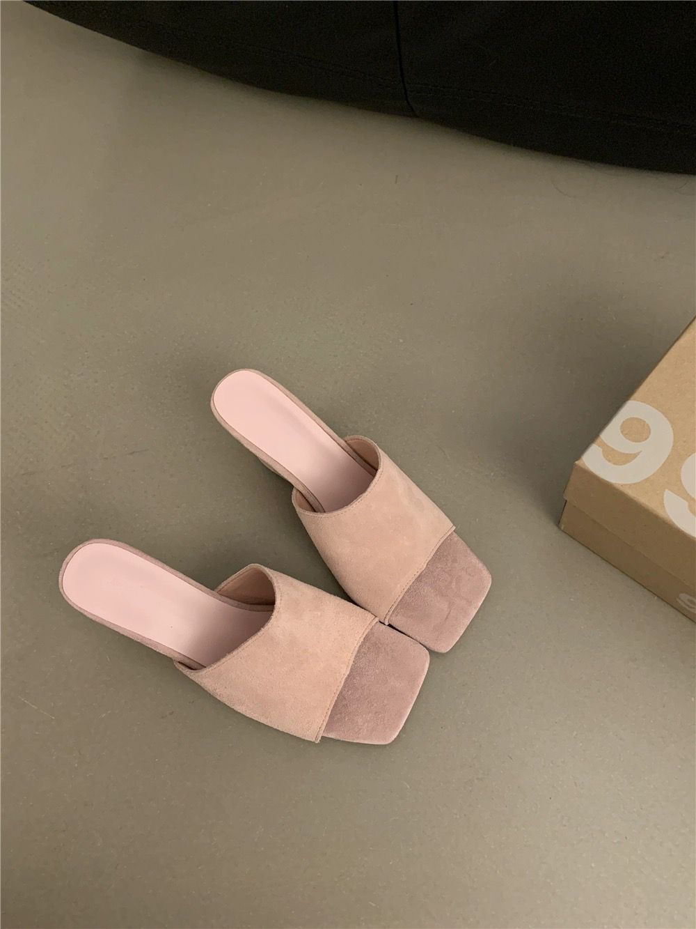 

Ретро танкетка з підвищеною підошвою однослівні тапочки жіноче взуття 2025 нові літні маленькі босоніжки 39 рожевий