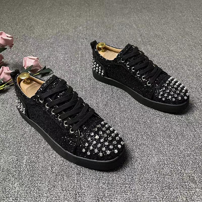 Mode Herren Luxusmode Nieten Schuhe Schnürschuhe Derby Flats Schuh Punk Hip Hop Kleid Designer Persönlichkeit Sneaker Trend Schuhwerk