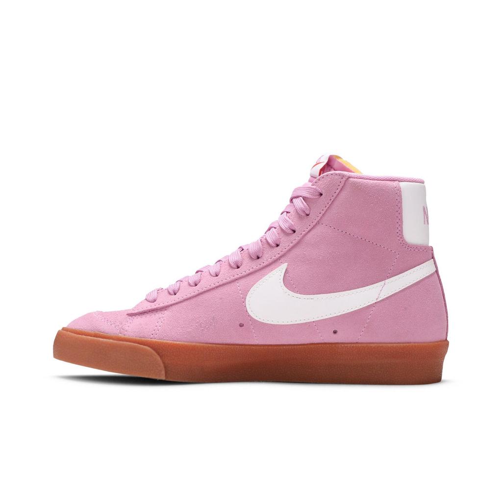 Nike Womens Blazer Mid '77 'Beyond Pink' (women's Sizes) Beyond Pink / Gum Medium Brown / Total Orange / White Skateboard Shoes DB5461 600