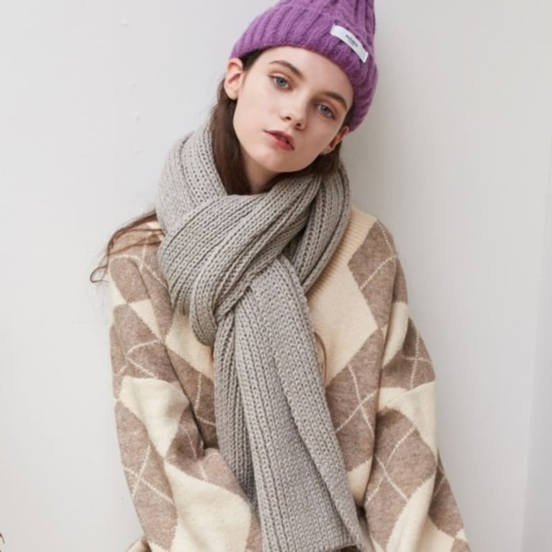 MANES Saintes Strickschal (4 Farben)