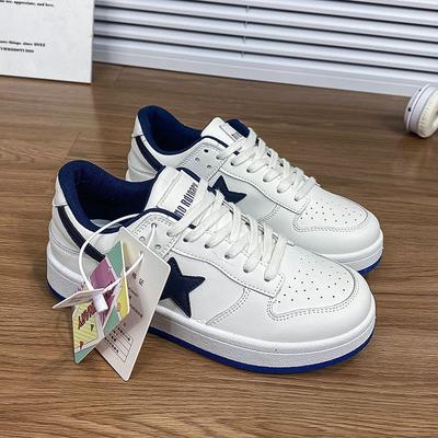 Încălțăminte pentru femei – Adidaşi