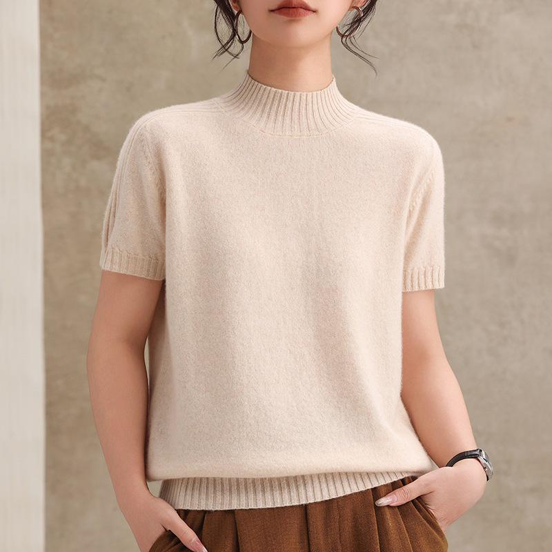 Women's Short-Sleeve Semi-High Neck Sweater: Early Spring Slimming Knit T-Shirt