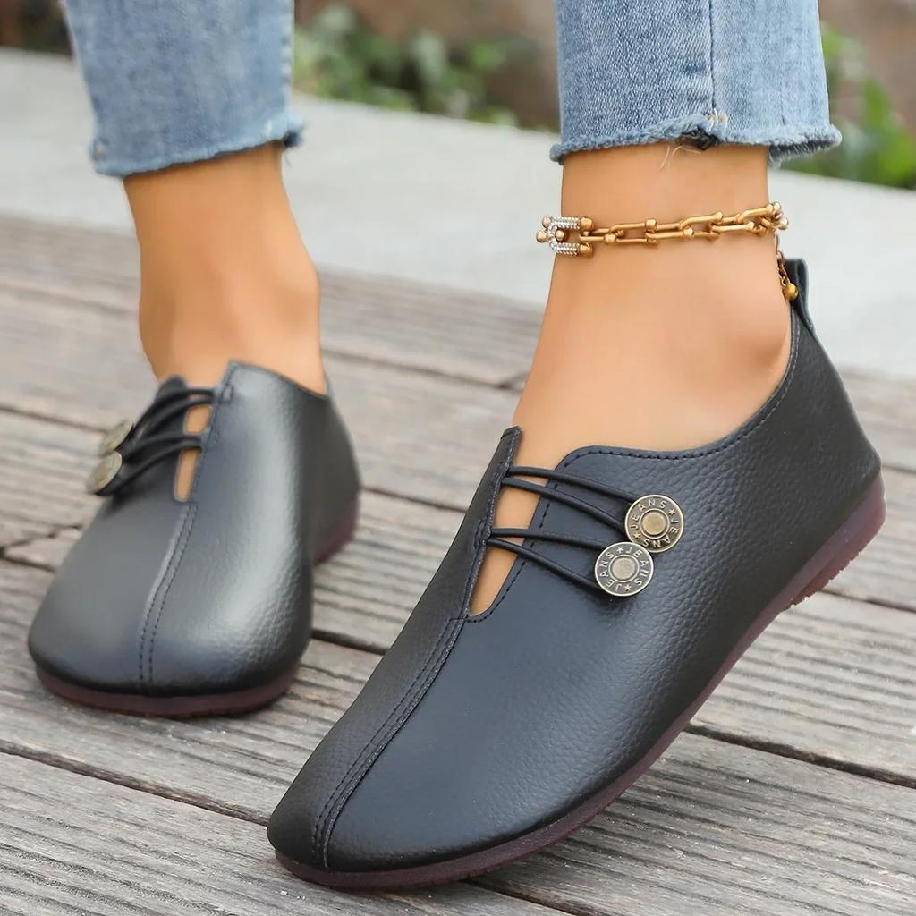 Fashion Soft-soled hollow button shallow single shoes, women's lazy Doudou shoe mother flat-soled small leather shoes
