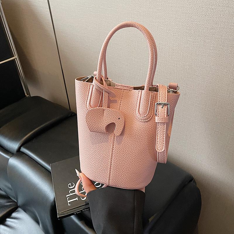 Fashion Small Bag Women's New Summer Popular Versatile Messenger Bag High-end Portable Bucket Bag