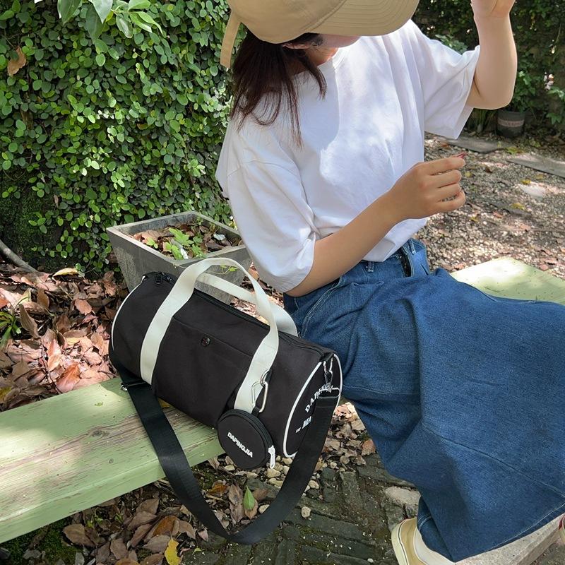 Niche Large-Capacity Storage Bag, Women'S Fitness Bag, Duffel Bag, Yoga Sports Bag, Short-Distance Travel Bag, Messenger Bag.