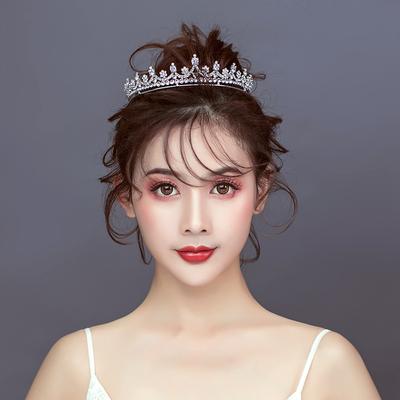 Svatební tiára koruna jednoduchá bílá elegantní vlasové doplňky korejský styl krásné a jednoduché