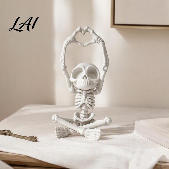 Funky Home Accent Piece Heart-Matching Skull Ornament 3D Printed Skeleton Statue Gothic Novelty Bone Texture Statue Compact Size Sculpture