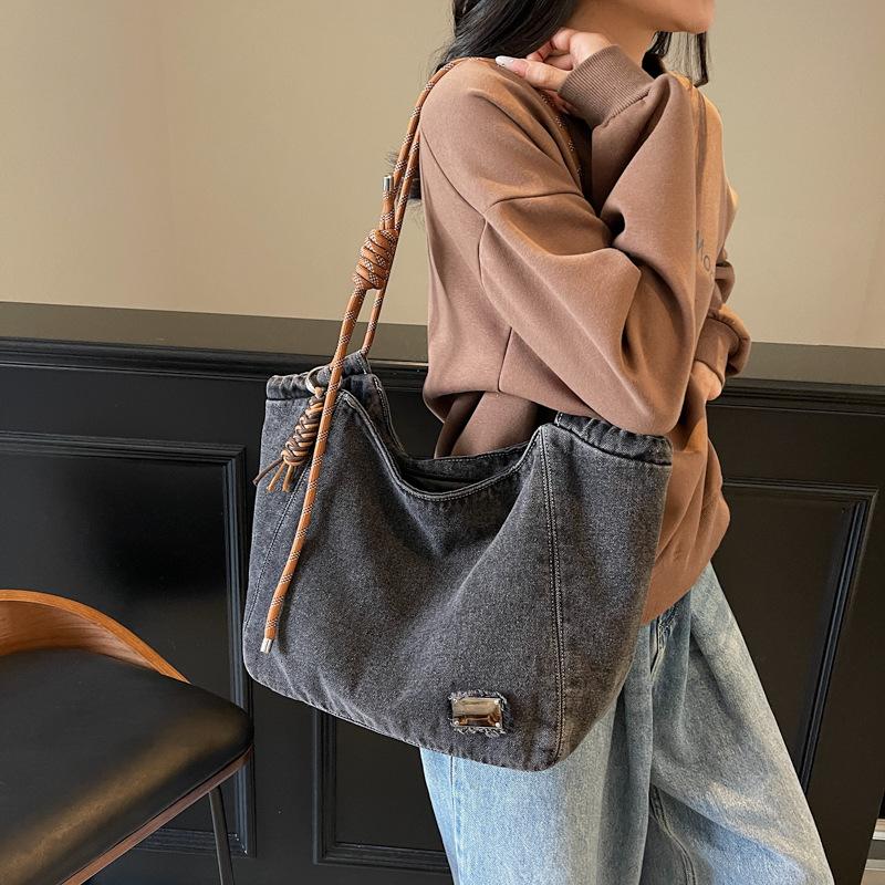 Denim Tote Bag Women's Shoulder Bag Student Class Large Capacity Spring and Summer Handbag Fashion Wing Bag