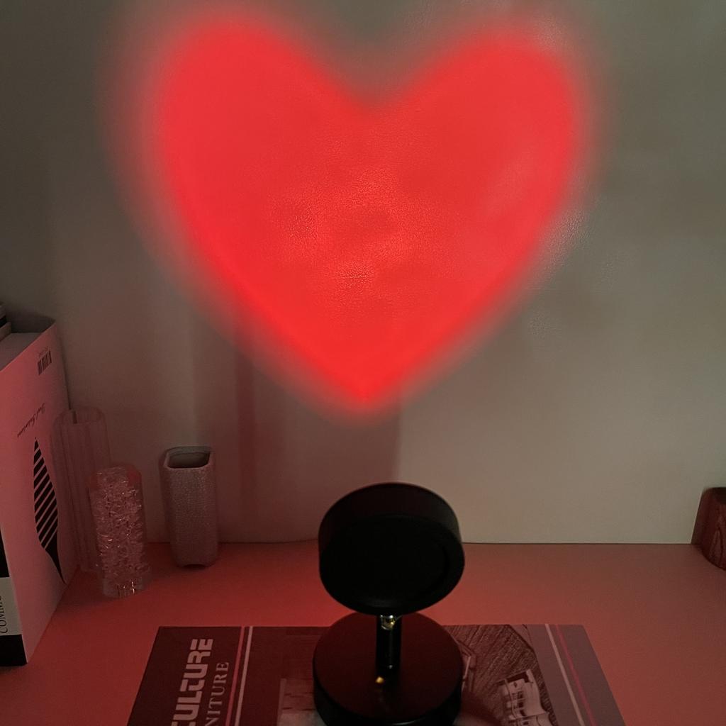 Romantic Love Projection Light in Bedroom, Living Room Decoration, Photography Atmosphere Small Night Light