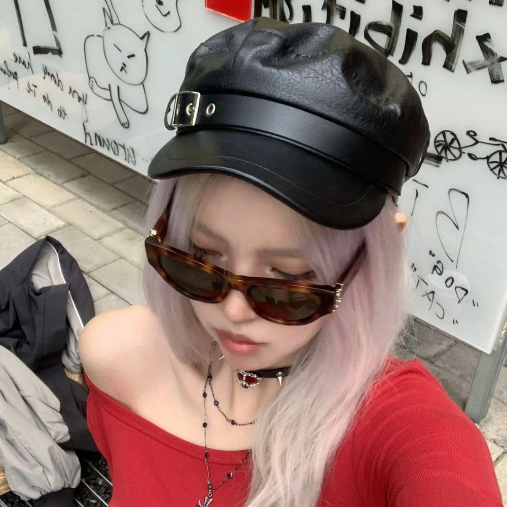 Autumn Versatile Beret Leather Retro Flat Top Visor Black Painter Hat Fashion Beret With Visor For Women Adjustable Beret Cap