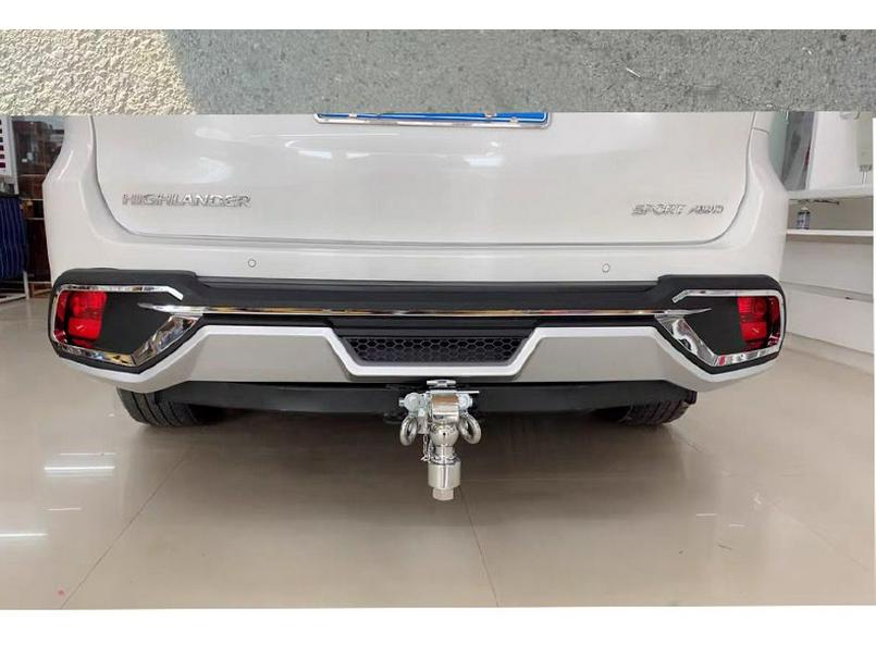 Compatible Trailer Hitch Adapter for 2008-2025 Toyota Highlander with Square Hole Design