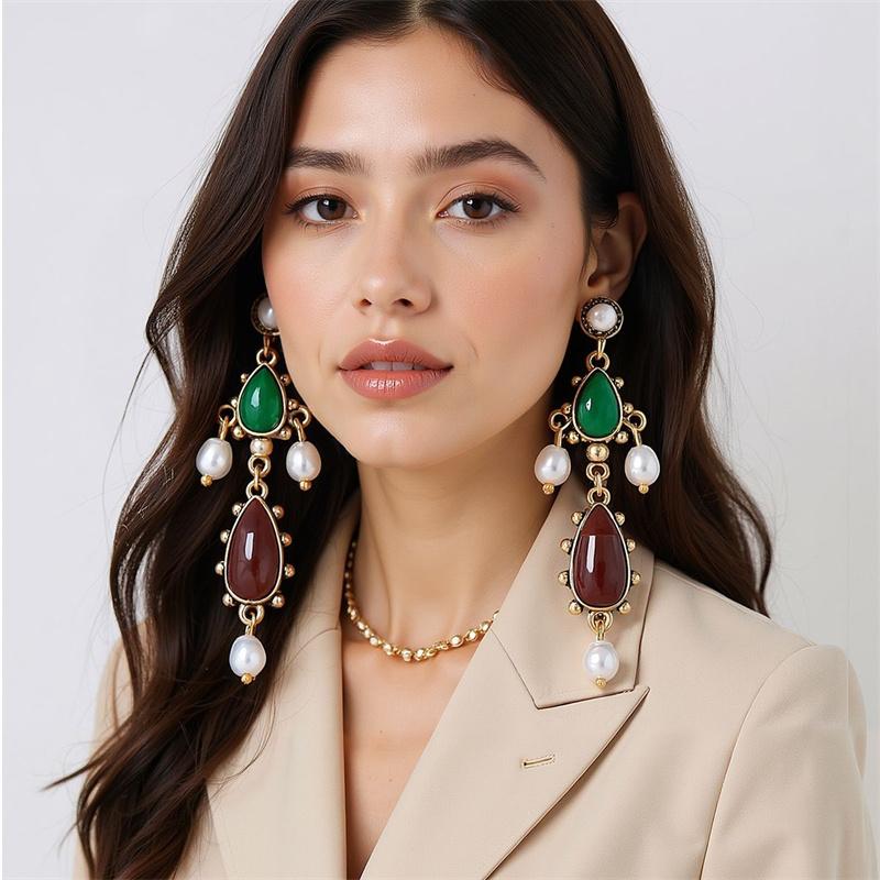 1 Pair Baroque Art Retro Personality Geometric Resin Water Droplet Imitation Pearl Pendant Earrings