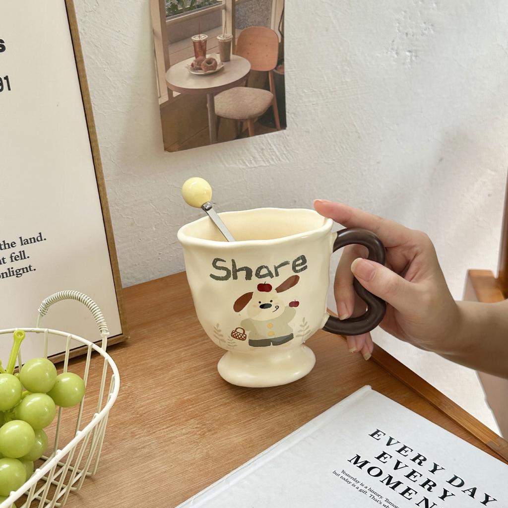 Niedlicher Welpenbecher Hoch aussehende Männer und Frauen Wasserbecher für Zuhause Kreative Keramiktassen für Freunde Souvenirs