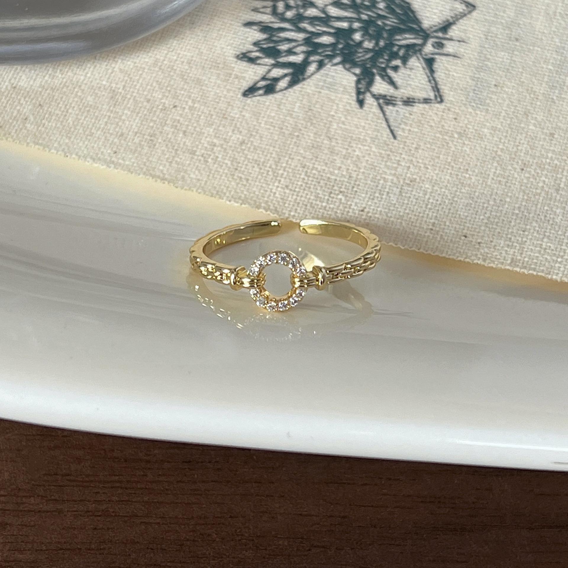 

Elegant French Adjustable Style Ring For Women With Unique Geometric Design In Material Copper J3117