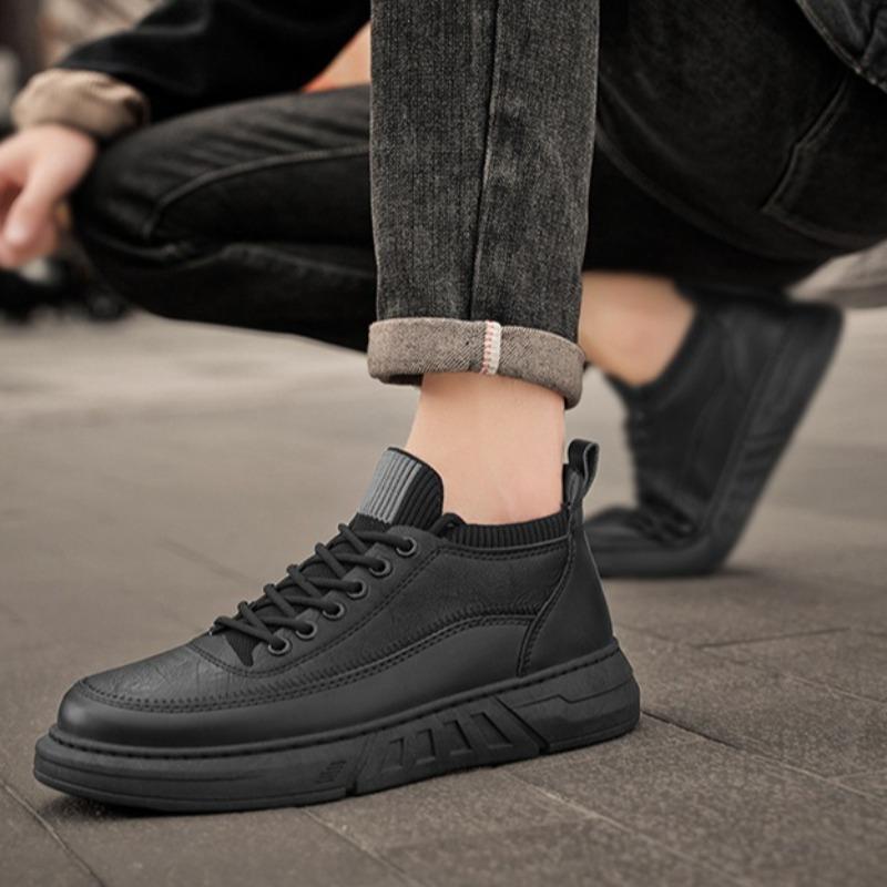 Spring Autumn Men Black Casual Shoes Trendy Versatile Breathable Leisure Board Shoes For Men Loafers Man Leather Sneakers Hombre