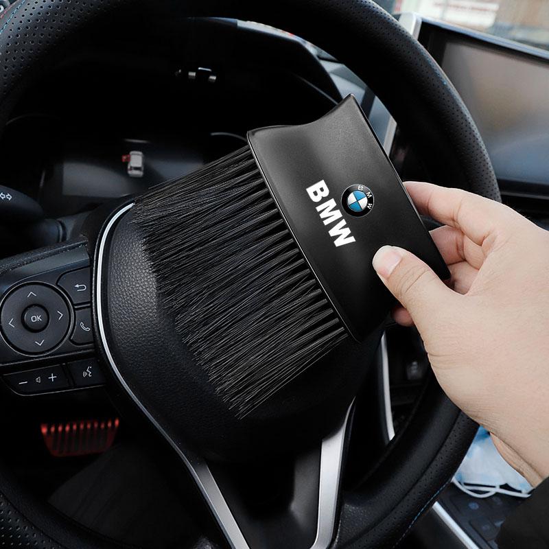 BAGH3 Car Sticker Car Interior Cleaning Soft Brush Gap Dust Tool Accessories For BMW X1 X2 X3 X5 X4 X6 X7 G30 G20 G32 G11 G12 F40 F30