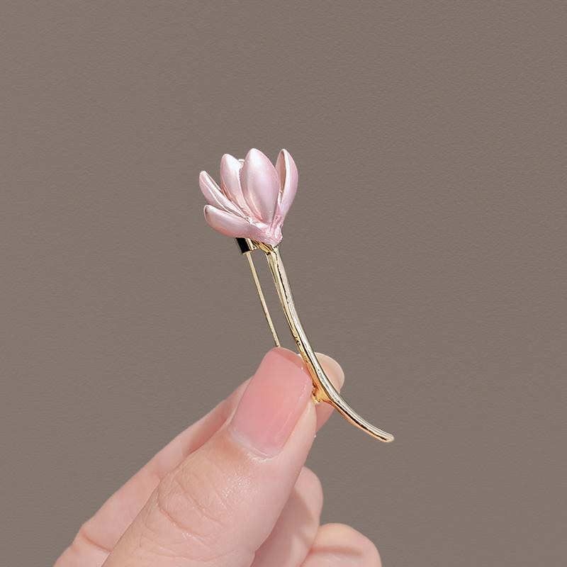 Lady Charm Lotus Flower Brooch Pins for Women Girls Plant Label Pin Hat Suit Coat Fashion Accessories