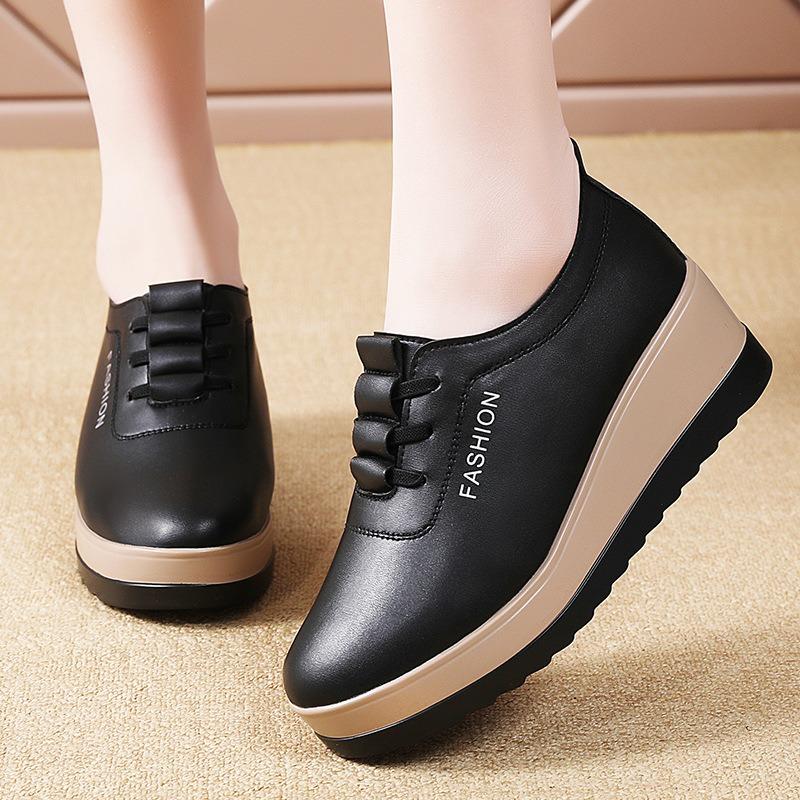 2026 Fashion Women's Genuine Leather Thick Bottom Shoes Autumn Casual Platform Wedge Shoes Women Height Increase 5CM Loafers