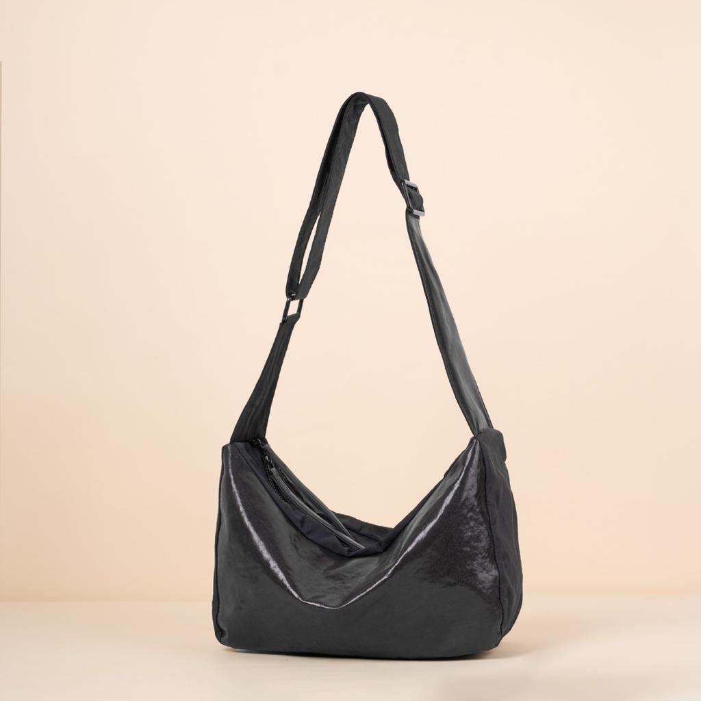 Guangzhou factory hobo new first-layer crystal tire cowhide lightweight texture shoulder crossbody armpit bag fashionable and versatile
