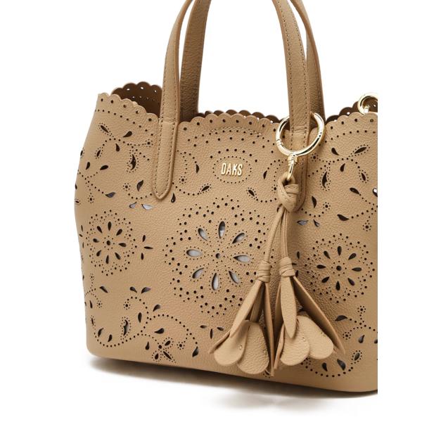 DakS Beige Cowhide Flower Punching Tote Bag S Dcba6e575i2