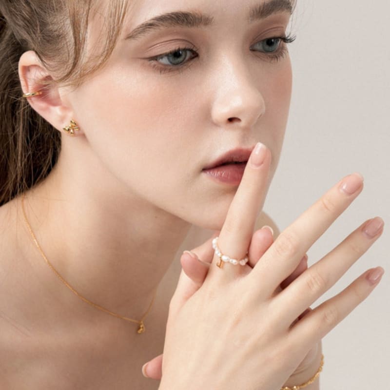 LILYKORI Silver Lily Pearl Ring