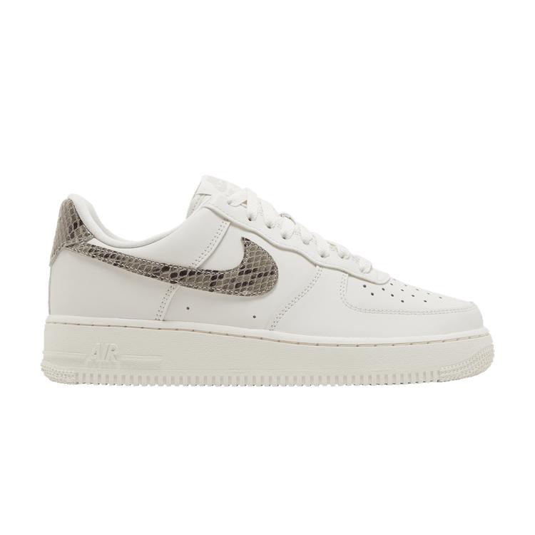Nike Wmns Air Force 1  07  Phantom Ivory Snakeskin  39