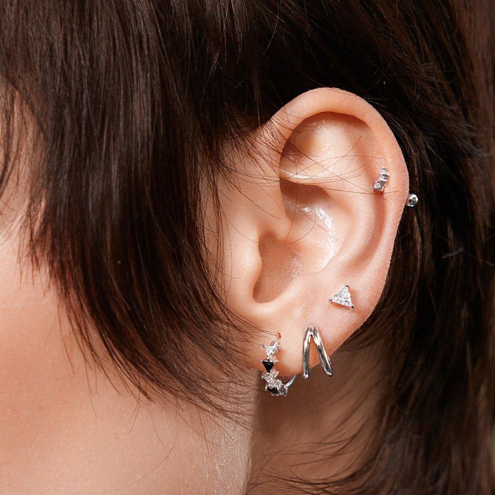 [Worn by STAYC Sieun and Nmix Kyujin] Black and White Triangle 925 Silver Ring Earrings E059-13H
