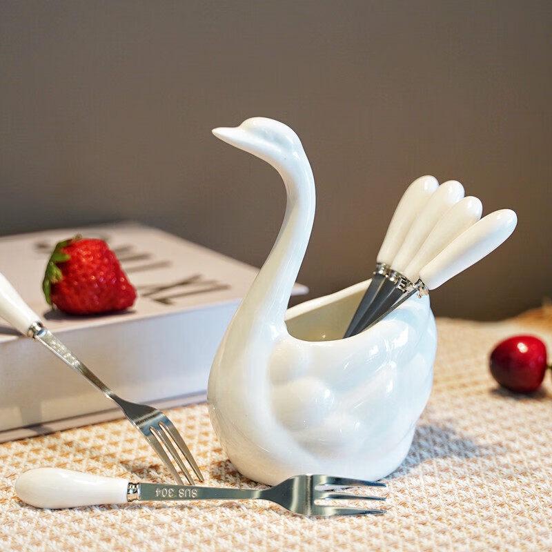 Qīwēi Luxury Swan Fruit Fork Set with Ceramic Holder