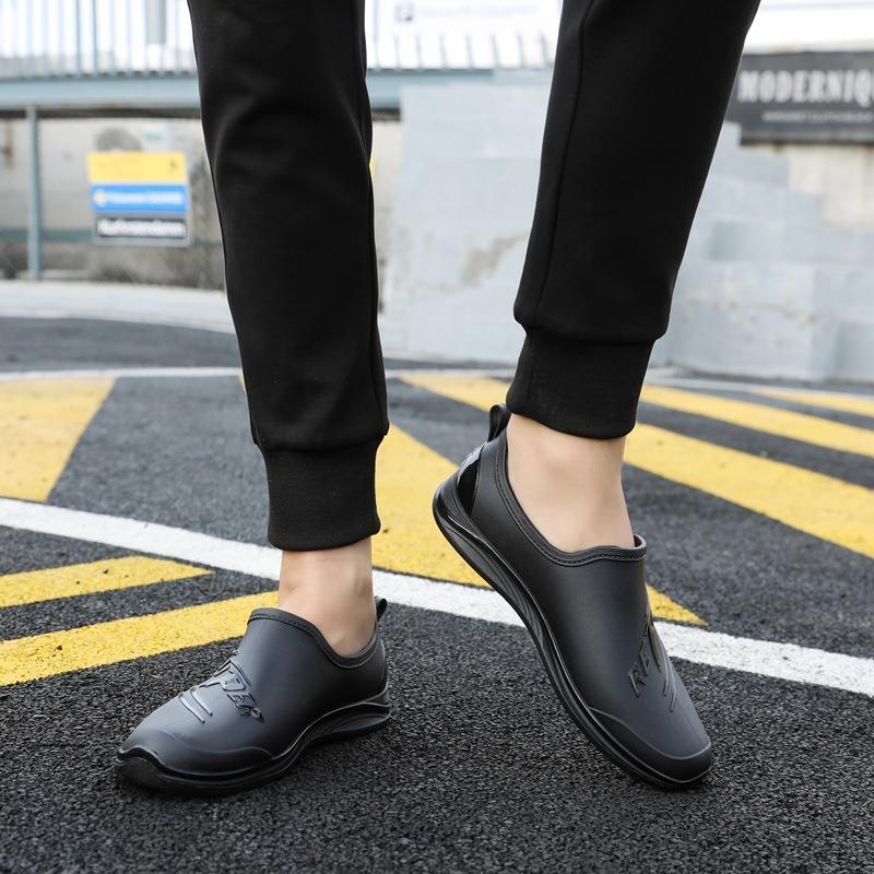 Fashion short rain shoes men's four-season work shoes low-top non-slip kitchen shoes wear-resistant rubber shoes fishing shoes waterproof shoes