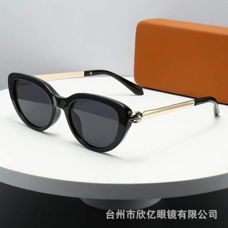New cat eye frame snakehead decorative women's sunglasses European and American fashion trend UV-proof sunglasses
