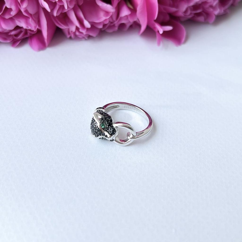 Silver Ring with Cubic Zirkonia, Product Weight 4.85 G (2143437)