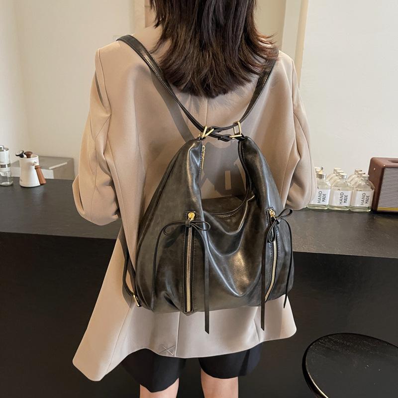 Vintage Large Capacity Women'S Backpack Backpack Stylish Simple Tote Bag Commuter Shoulder Bag