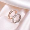 Titanstahlring - Kühl-stilvoller sternförmiger Ring für Damen, Ein kleiner High-End-Luxus-Paarring mit Diamanteinlage.