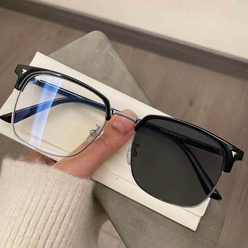 Pochromic Anti Radiation Blue Light Eyeglasses Square Metal Frame Computer Glasses for Women Men Replaceable Lens