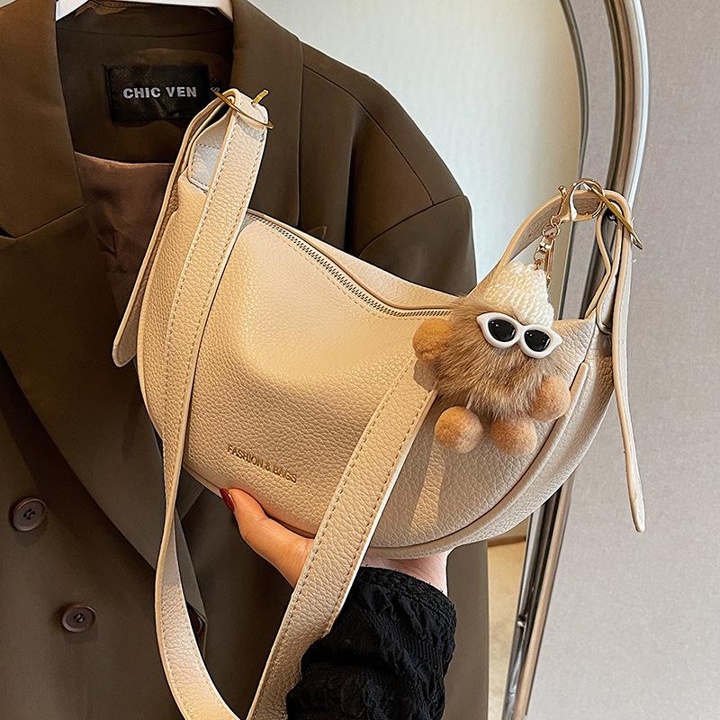 Soft leather bag women's 2026 new versatile messenger bag niche shoulder dumpling bag