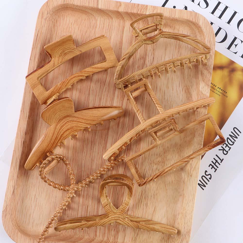 And Autumn Fashion Design Temperament Metal Wood Grain Hair Claws Shark Grab Clip Women Hair Accessories Korean Style Hair Claw