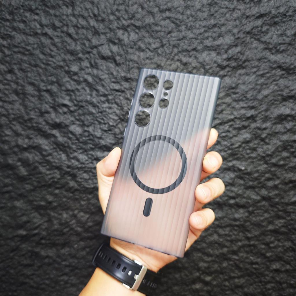 S25ultra Skin Feeling Magnetic Suction Suitable for Samsung S24 Ultra Mobile Phone Case PC Corrugated S23 Hard Shell Simple New