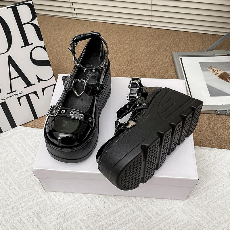 Fashion 2025 Autumn New Women Single Shoes Gothic Rivets Buckle Cosplay Female Pumps Black Lolita Mary Janes Wedges Shoes Platform