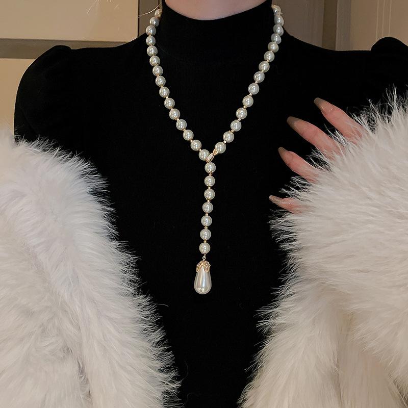Diamond Water Drop Pearl Beaded Necklace Autumn and Winter French Light Luxury Sweater Chain Fashionable Versatile High-end Jewelry