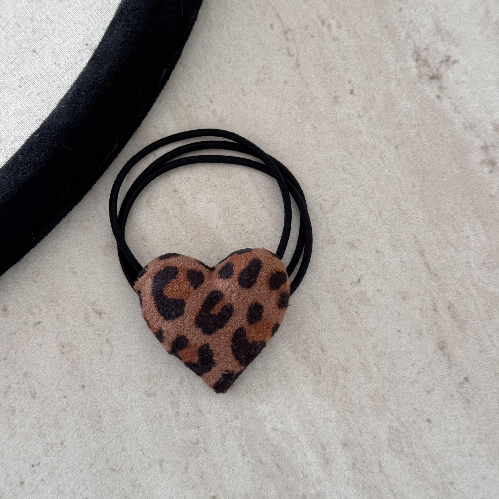 

Velvet Heart-shaped Hair Ties, High School Girls Elastic Rubber Band Hair Ties, Low Ponytail Bun Hair Ties