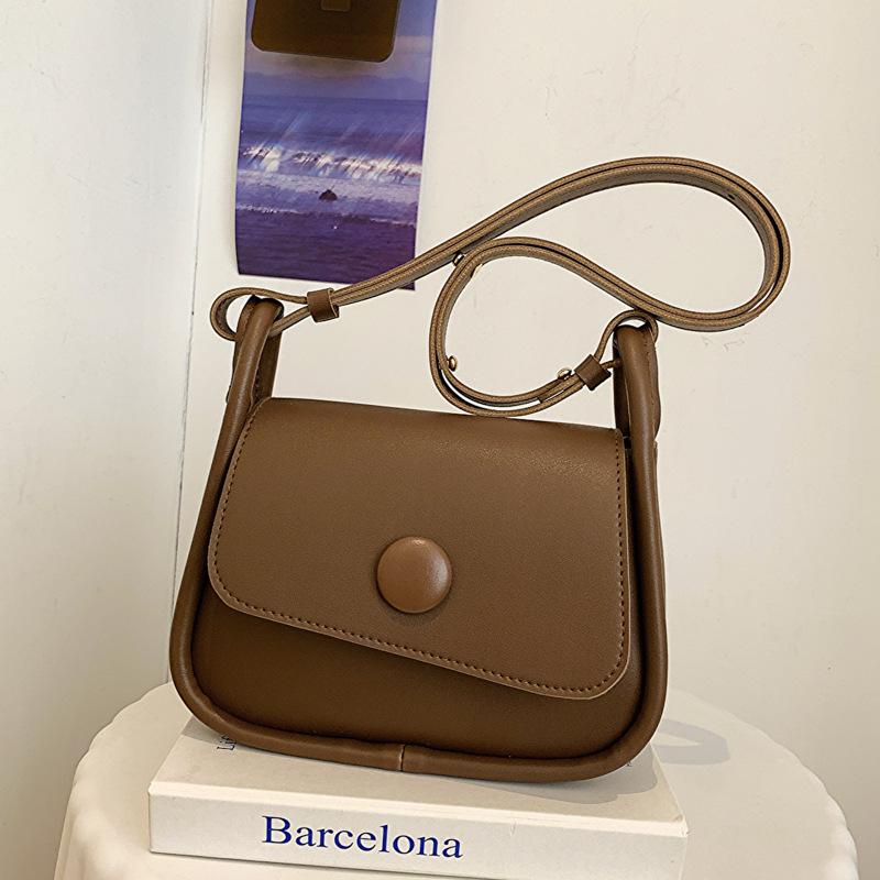 

Summer leisure commuter small square bag high sense Korean niche simple shoulder bag messenger bag girls bag темно-коричневого кольору