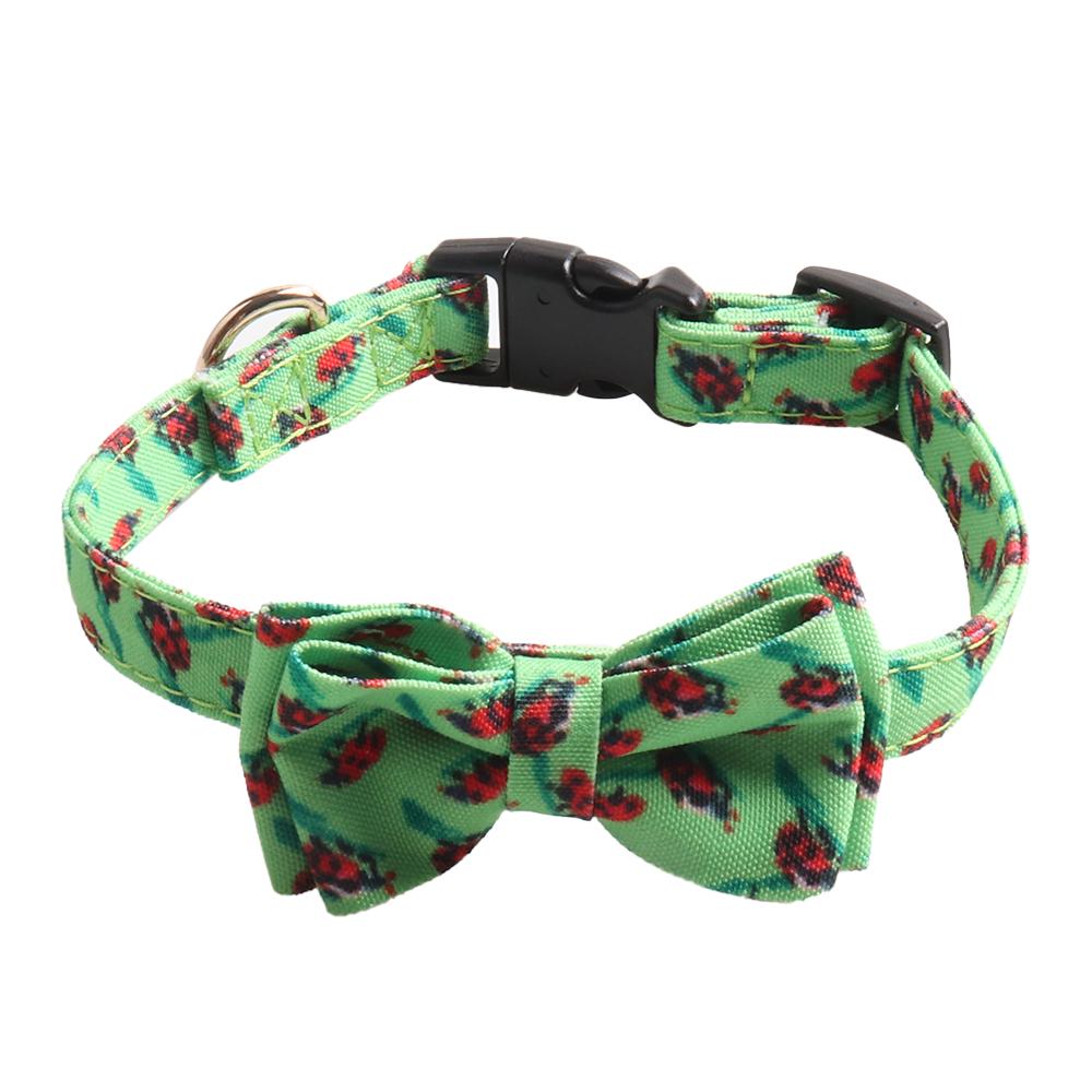 christmas dog collar with bow