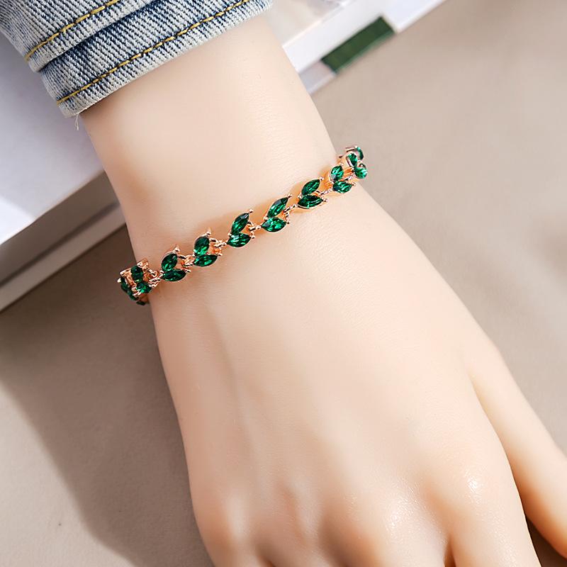Love Flash Diamond Bracelet, Fashionable Color Willow Leaf Diamond Jewelry Design Light Luxury Accessories