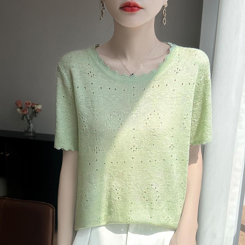 Una Nueva Blusa de Verano de Punto, Calada, Fina de Manga Corta para Mujer, Holgada y Adelgazante, de Encaje con Cuello Redondo.