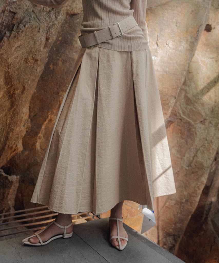 Memua Flow Pleated Skirt (Beige)